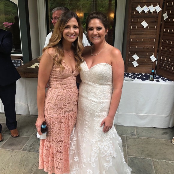 Meet your Posher, Megan - Picture 5 of 5